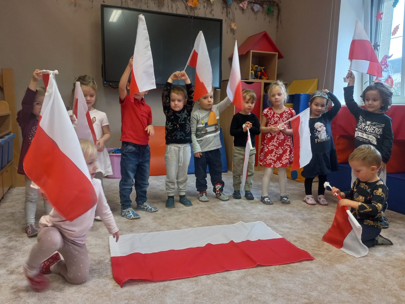 ŚWIĘTO NIEPODLEGŁOŚCI     